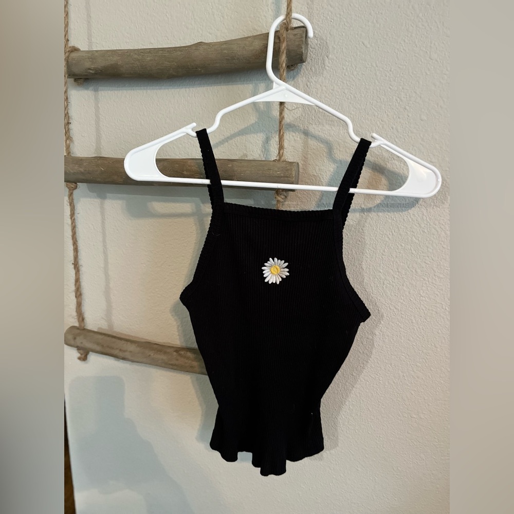 Wild Fable Ribbed Black Flower Tank